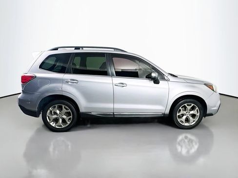 Used 2017 Subaru Forester 2.5i Touring w/ Popular Package #2 image 5