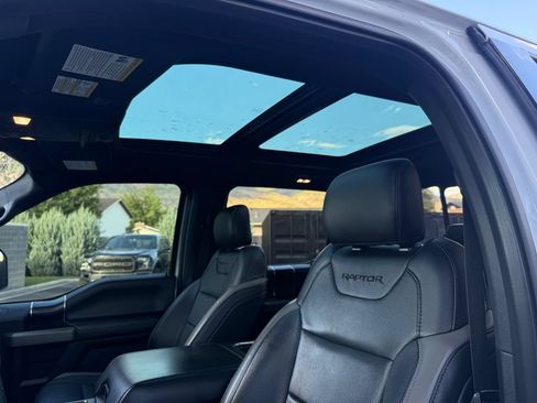 Used 2018 Ford F150 Raptor w/ Equipment Group 802A Luxury AWD/4WD image 23