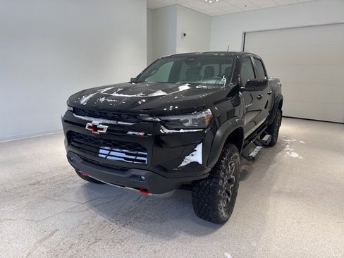 Certified 2023 Chevrolet Colorado ZR2 w/ ZR2 Convenience Package III image 3