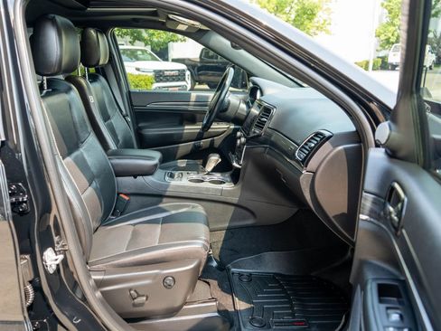 Used 2021 Jeep Grand Cherokee Limited w/ Quick Order Package 28K 80th AWD/4WD image 10