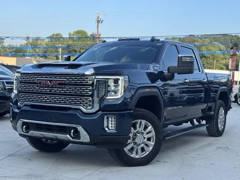 Used 2023 GMC Sierra 2500 Denali w/ Denali Ultimate Package AWD/4WD image 3