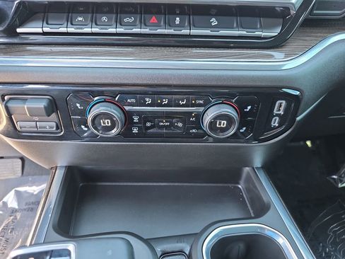 Used 2025 Chevrolet Silverado 1500 RST AWD/4WD image 26