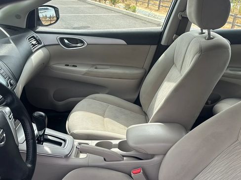 Used 2015 Nissan Sentra SV image 27
