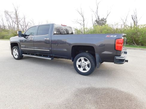 Used 2016 Chevrolet Silverado 2500 LTZ w/ Duramax Plus Package image 9