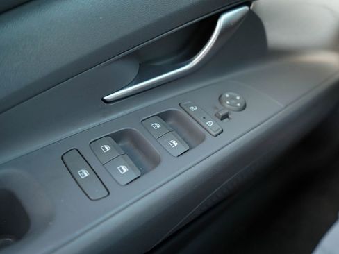 Used 2022 Hyundai Elantra SEL w/ Convenience Package image 23