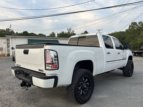 Used 2011 GMC Sierra 2500 Denali w/ LPO, Protection Package AWD/4WD image 6
