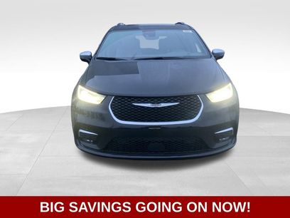 New 2026 Chrysler Pacifica Pinnacle w/ Trailer Tow Group