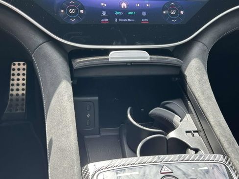 Used 2022 Mercedes-Benz EQS AMG 4MATIC image 27