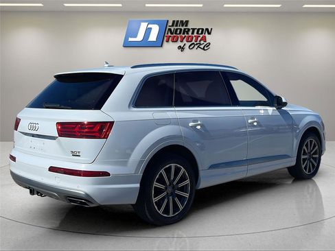 Used 2018 Audi Q7 3.0T Prestige w/ Prestige Package image 5