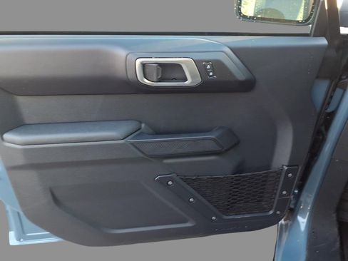 New 2025 Ford Bronco Badlands image 16