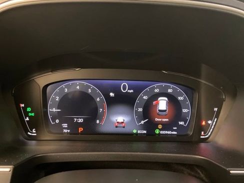 Used 2025 Honda Pilot Black Edition image 19