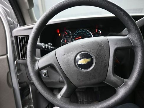 Used 2024 Chevrolet Express 3500 image 8