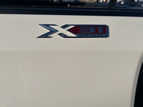 Used 2020 GMC Sierra 1500 SLT image 12