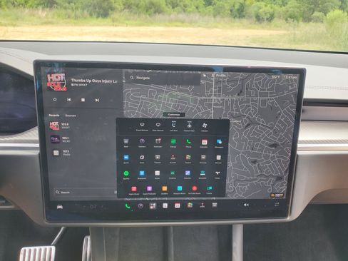 Used 2022 Tesla Model X Plaid AWD/4WD image 31
