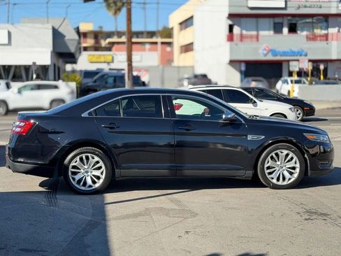 Used 2017 Ford Taurus Limited image 17