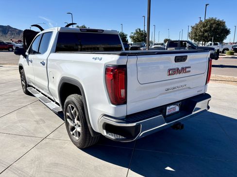 Used 2023 GMC Sierra 1500 SLT w/ SLT Convenience Package image 3