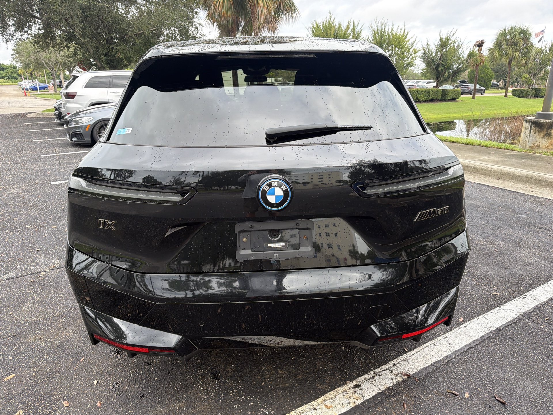 Certified 2023 BMW iX M60 w/ Executive Package AWD/4WD image 5