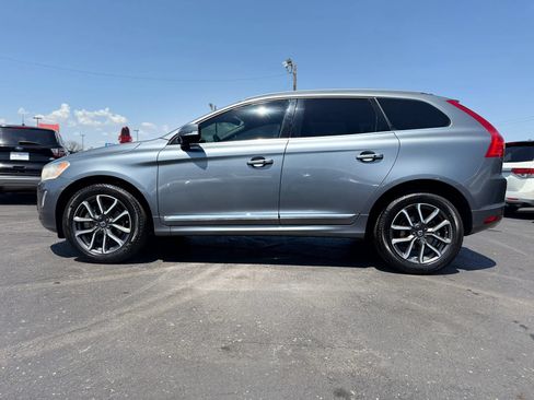 Used 2016 Volvo XC60 T6 w/ Proximity Package FWD image 6