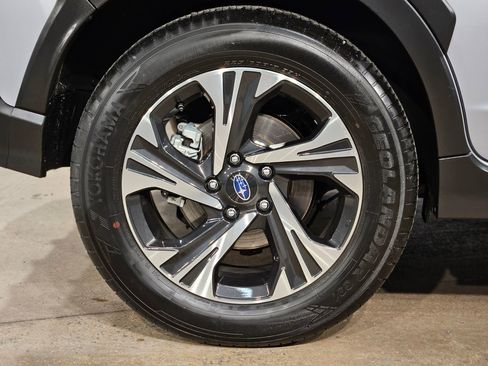 Used 2024 Subaru Crosstrek 2.0i Premium image 17