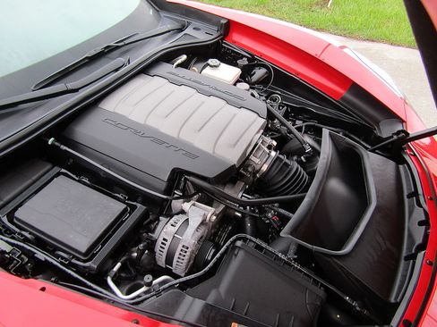Used 2017 Chevrolet Corvette Stingray Coupe w/ 3LT Preferred Equipment Group RWD image 19