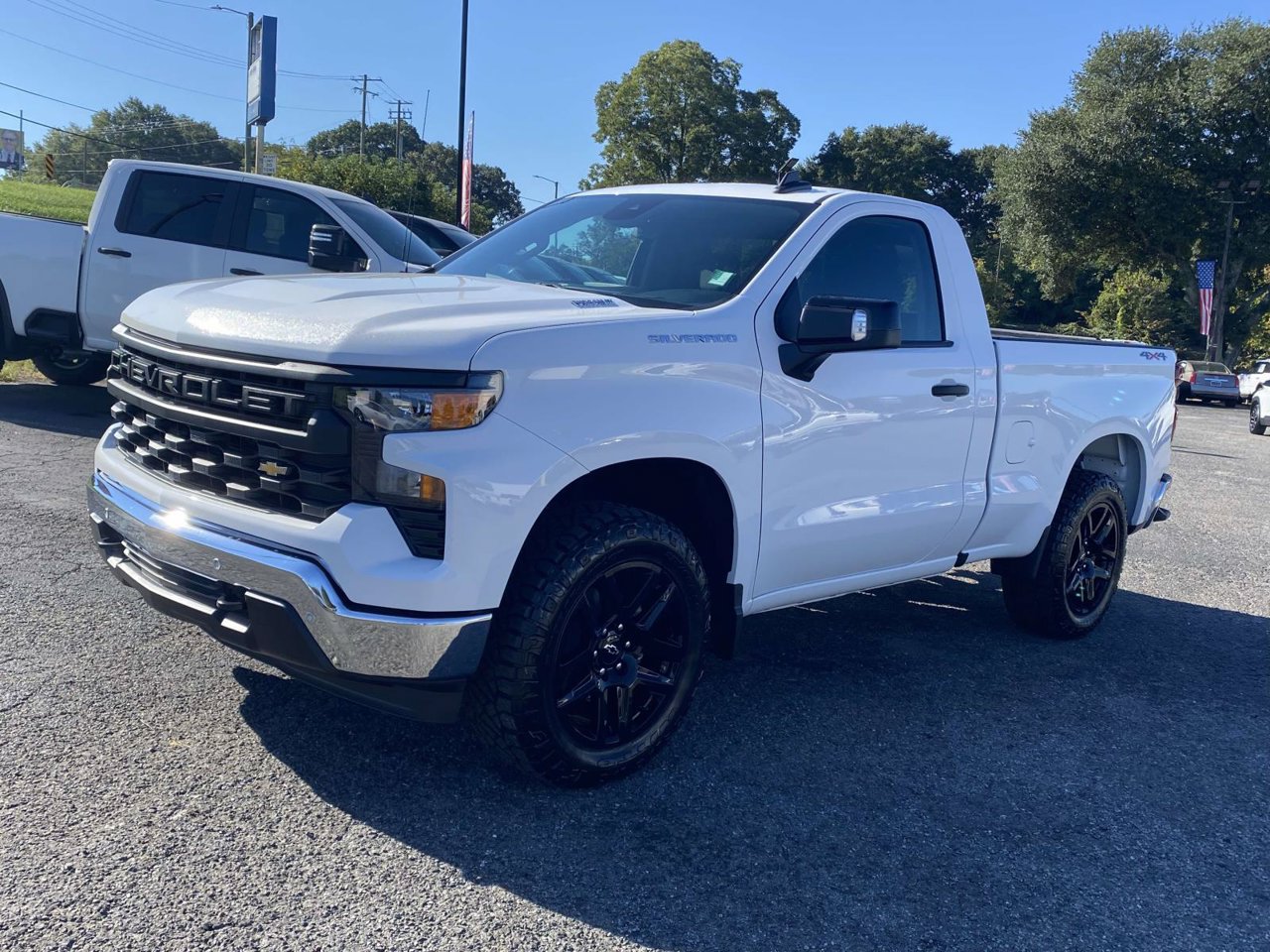 Used 2026 Chevrolet Silverado 1500 W/T w/ WT Safety Package AWD/4WD image 3