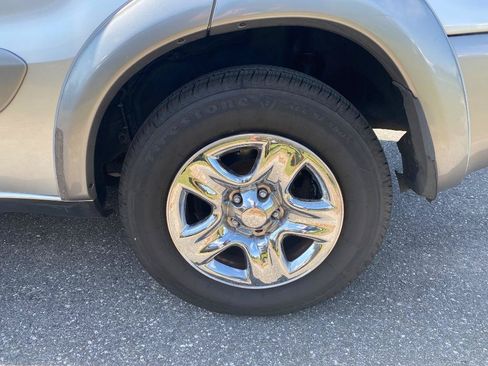 Used 2005 Toyota RAV4 2WD image 11