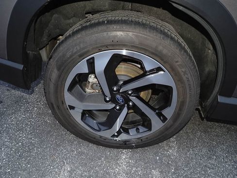 Used 2024 Subaru Forester Touring w/ Convenience Package image 37