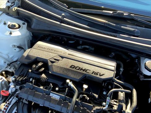 Used 2022 Hyundai Elantra SEL w/ Cargo Package image 27