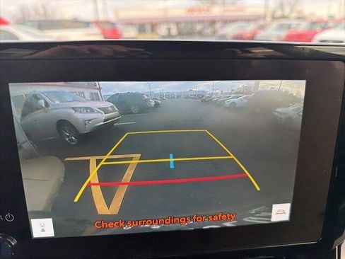 Used 2025 Toyota Corolla Cross AWD Hybrid image 17