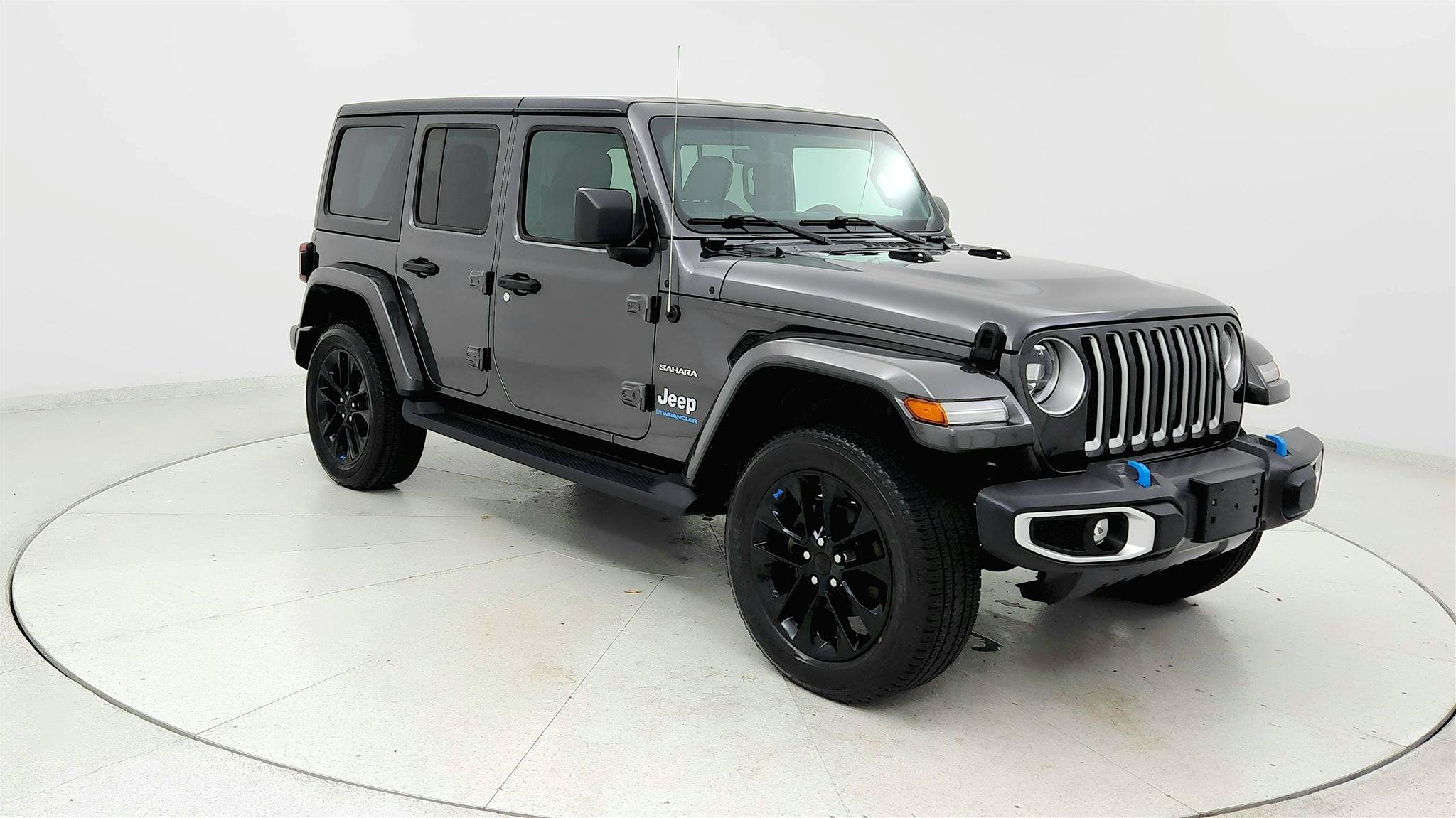 Used 2023 Jeep Wrangler Unlimited Sahara AWD/4WD image 7
