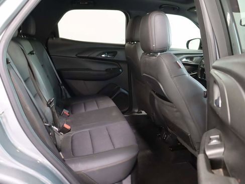 Certified 2023 Chevrolet TrailBlazer RS w/ Sun and Liftgate Package image 17