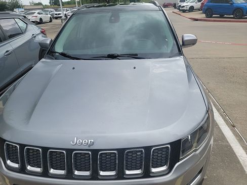 Used 2018 Jeep Compass Limited w/ Safe & Security Group image 2