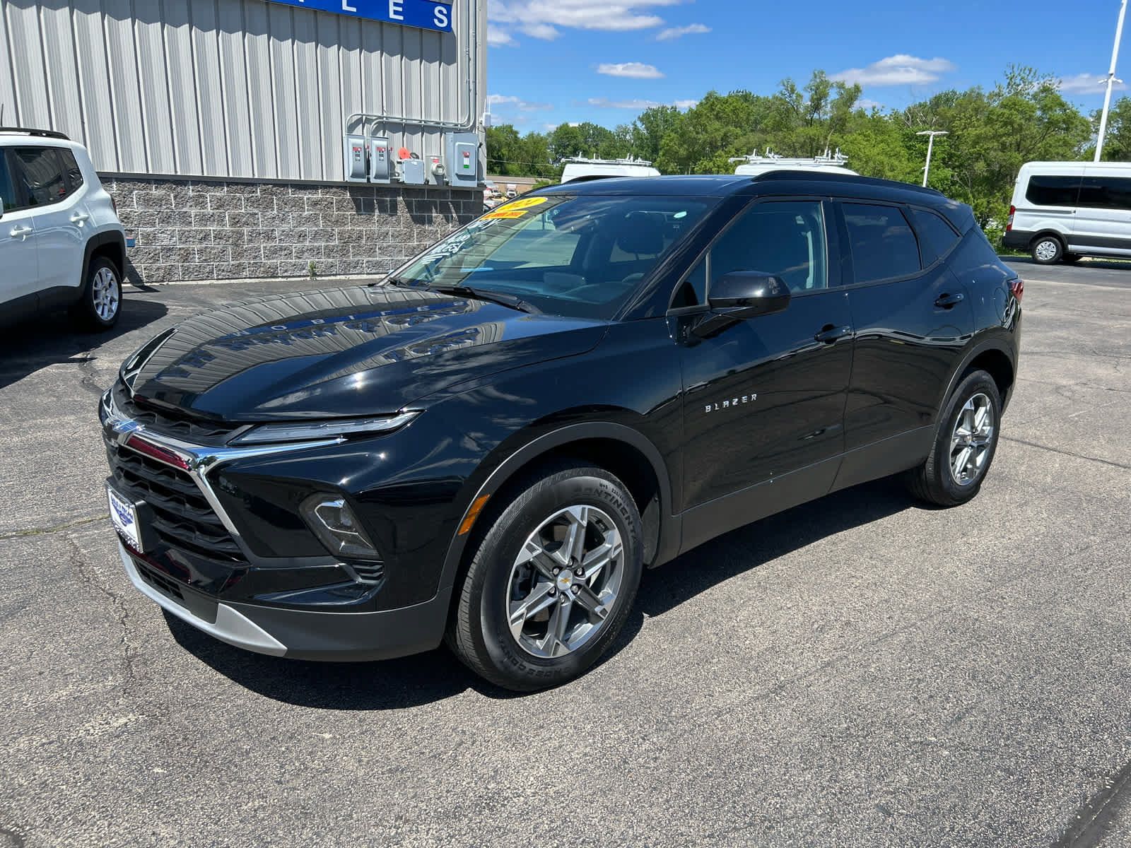 Used 2024 Chevrolet Blazer LT w/ Convenience Package AWD/4WD image 7