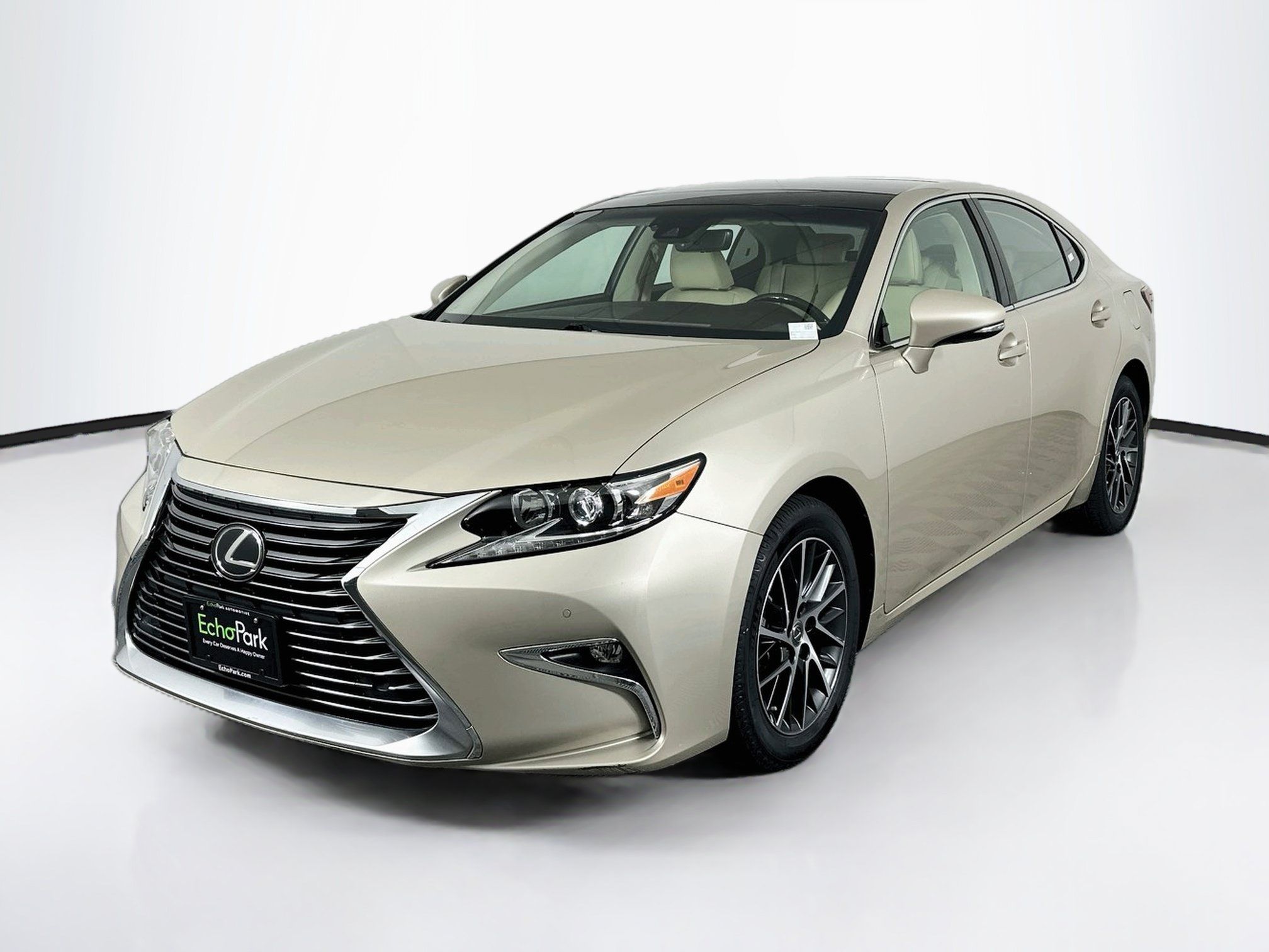Used 2017 Lexus ES 350 w/ Navigation System Package FWD image 3