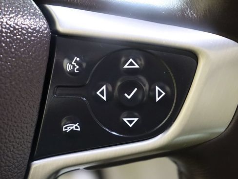 Used 2019 GMC Acadia Denali w/ Technology Package FWD image 41