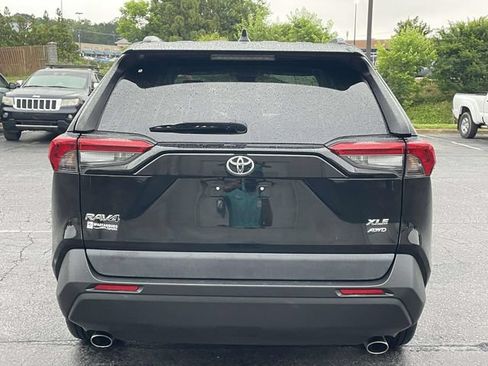 Used 2023 Toyota RAV4 XLE AWD/4WD image 9