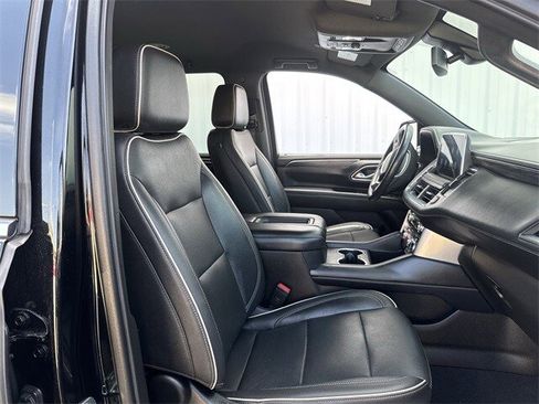 Used 2021 GMC Yukon XL SLT image 30