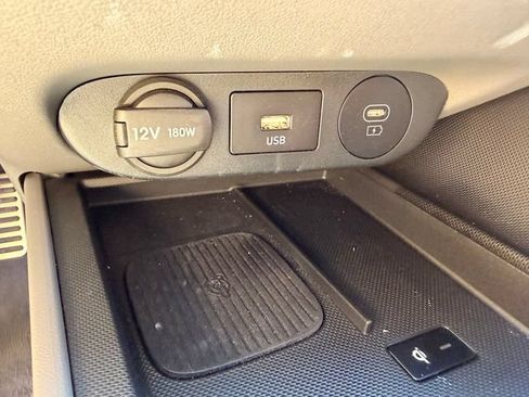Used 2025 Hyundai Elantra Sport FWD image 23