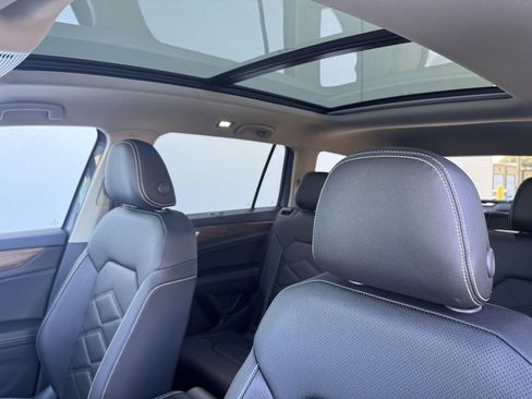 New 2026 Volkswagen Atlas SE image 21