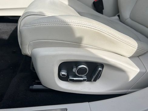 Certified 2022 Jaguar I-PACE HSE image 19