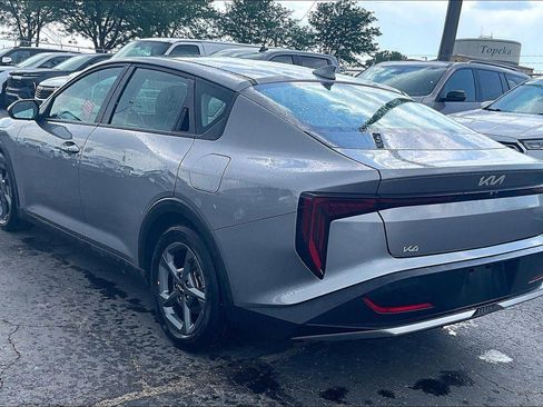 Used 2025 Kia K4 FWD image 5