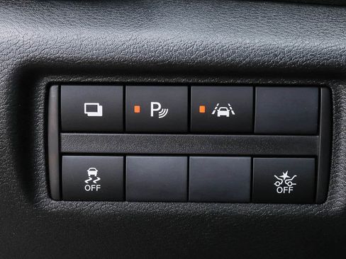 Used 2024 Nissan Versa S w/ Trunk Package FWD image 31