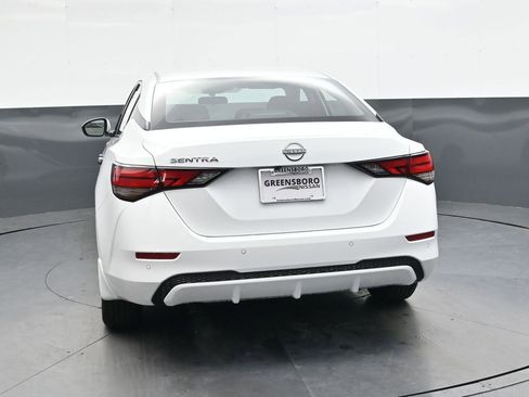 Certified 2025 Nissan Sentra S image 5