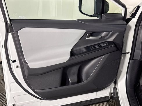 New 2026 Subaru Solterra AWD/4WD image 10