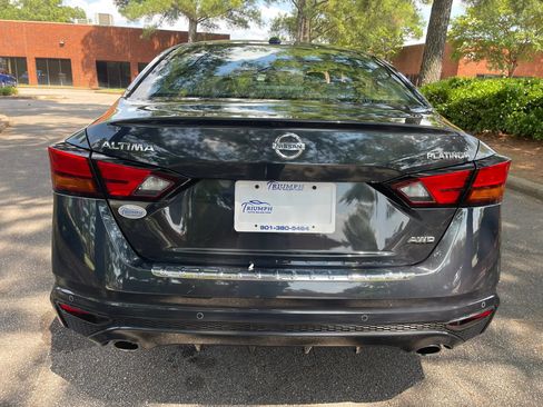 Used 2021 Nissan Altima 2.5 Platinum AWD/4WD image 4