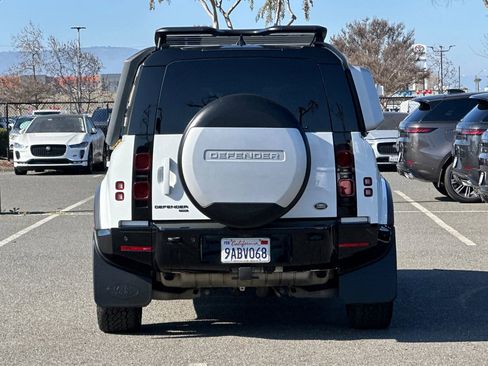 Used 2022 Land Rover Defender 110 X-Dynamic HSE image 11