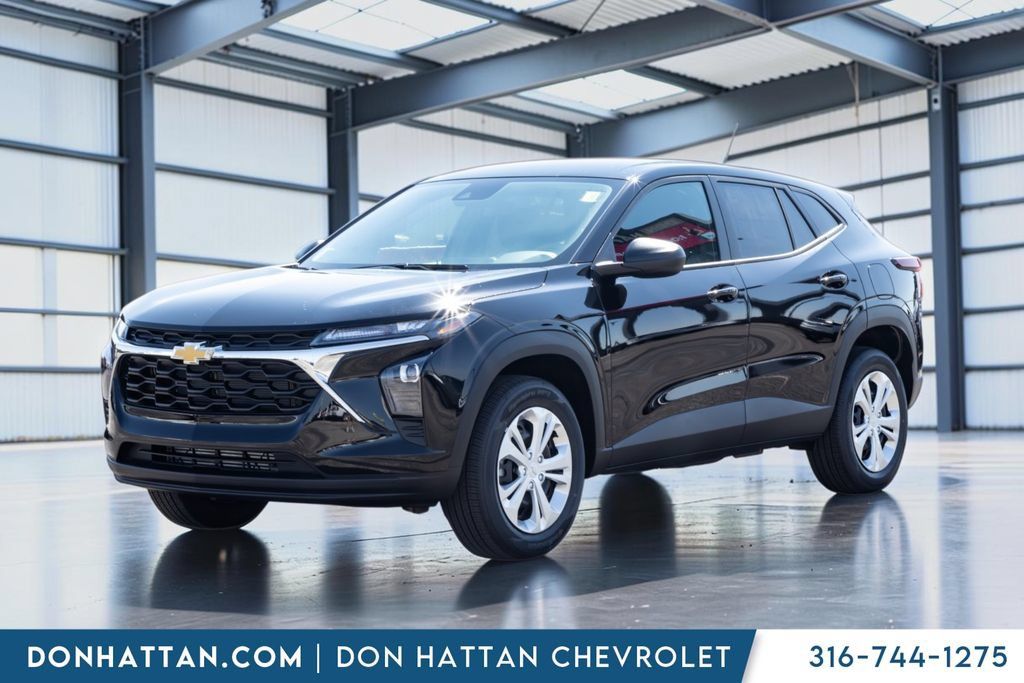 New 2026 Chevrolet Trax LS FWD image 22