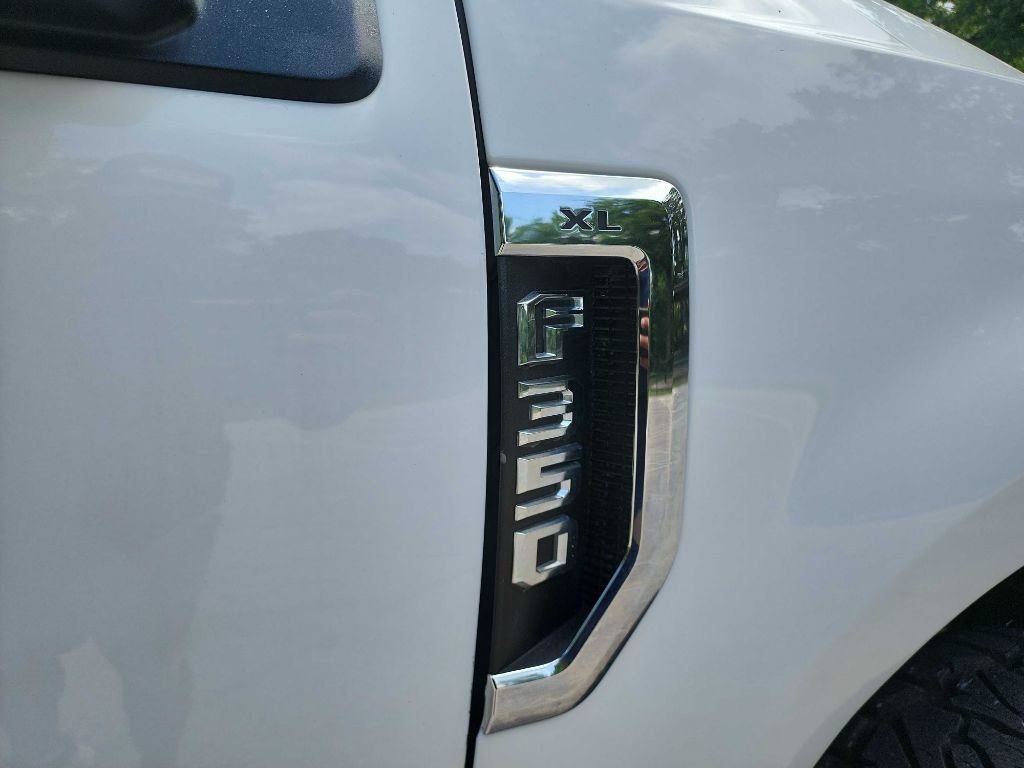 Used 2022 Ford F350 XL w/ Power Equipment Group AWD/4WD image 13