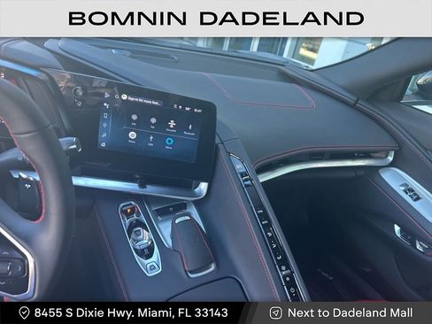 Used 2025 Chevrolet Corvette Z06 image 2