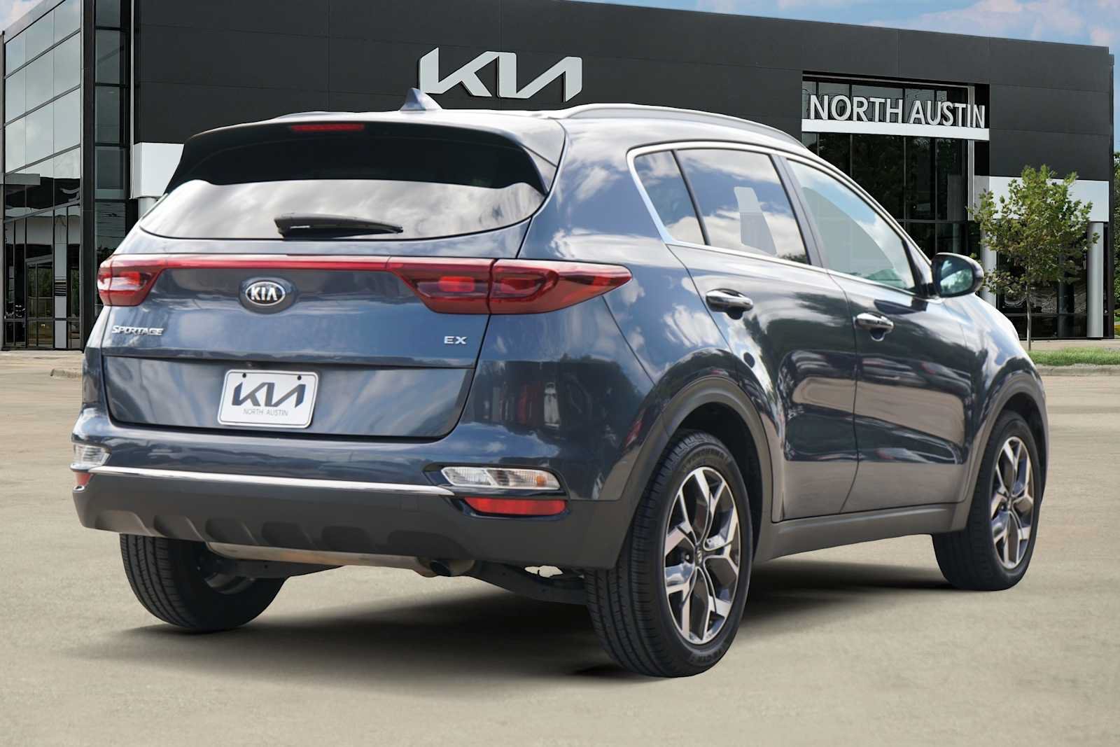 Used 2020 Kia Sportage EX FWD image 5